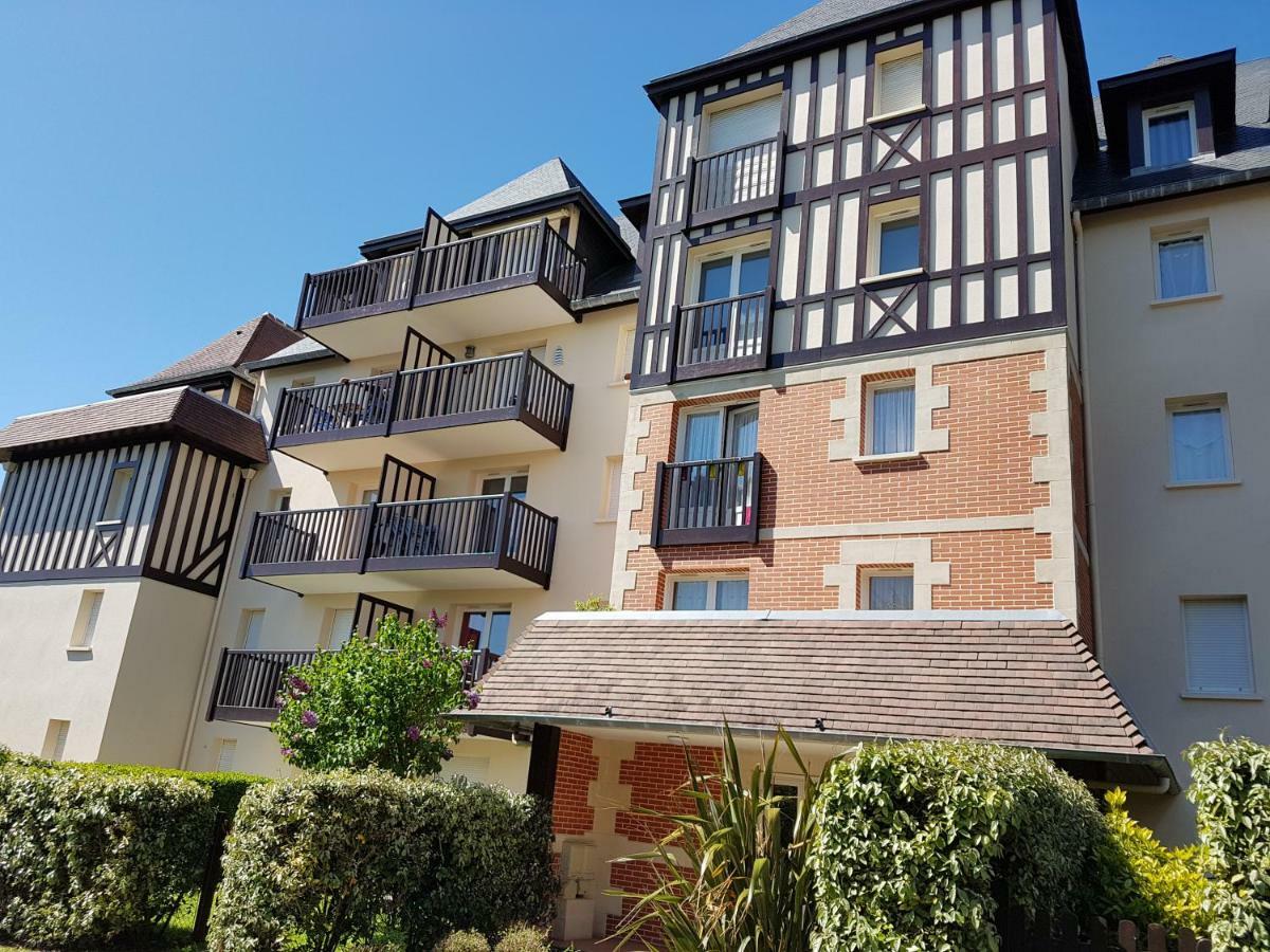 Studio Fleur Marine Apartamento Cabourg Exterior foto